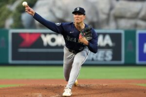 Bryan Woo Moves Like Zack Wheeler