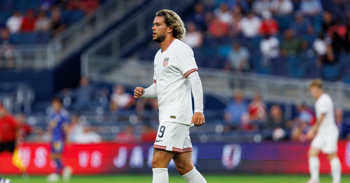 Cade Cowell replaces Gio Reyna on USMNT roster