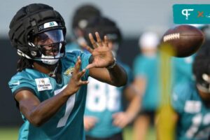Jacksonville Jaguars wide receiver Brian Thomas Jr. (7) pulls in a pass on the fifth day of the NFL football training camp practice session Monday, July 29, 2024 at EverBank Stadium's Miller Electric Center in Jacksonville, Fla.. Could the Miami Dolphins have drafted him in April?