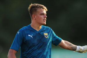 Former Manchester United goalkeeper Kie Plumley joins new club Hartley Wintney - Man United News And Transfer News