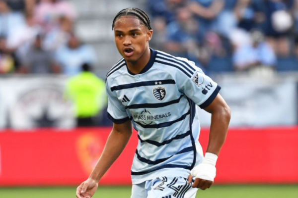 Genk acquires American defender Kayden Pierre