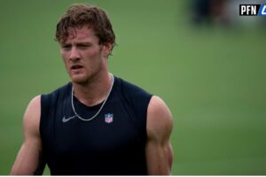 Tennessee Titans quarterback Will Levis (8) heads off the field after practice on the second day of training camp Thursday, July 25, 2024