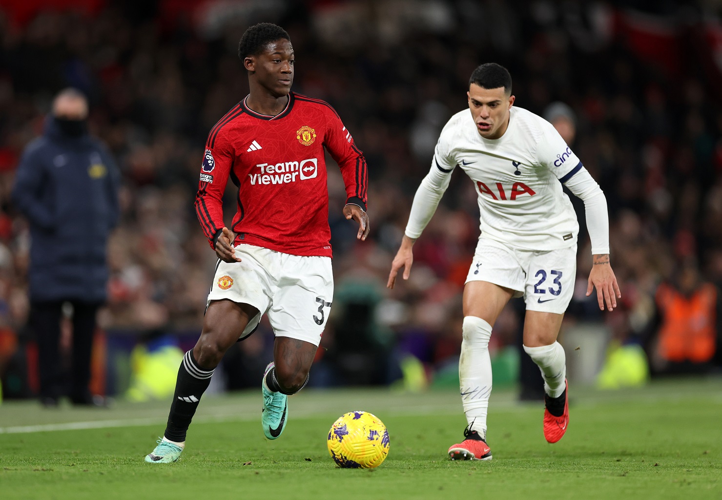 How to buy tickets, predicted line ups, preview