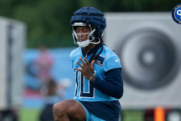 Tennessee Titans wide receiver DeAndre Hopkins may miss Sunday's season opener with a knee injury. How should fantasy managers handle his situation for Week 1?