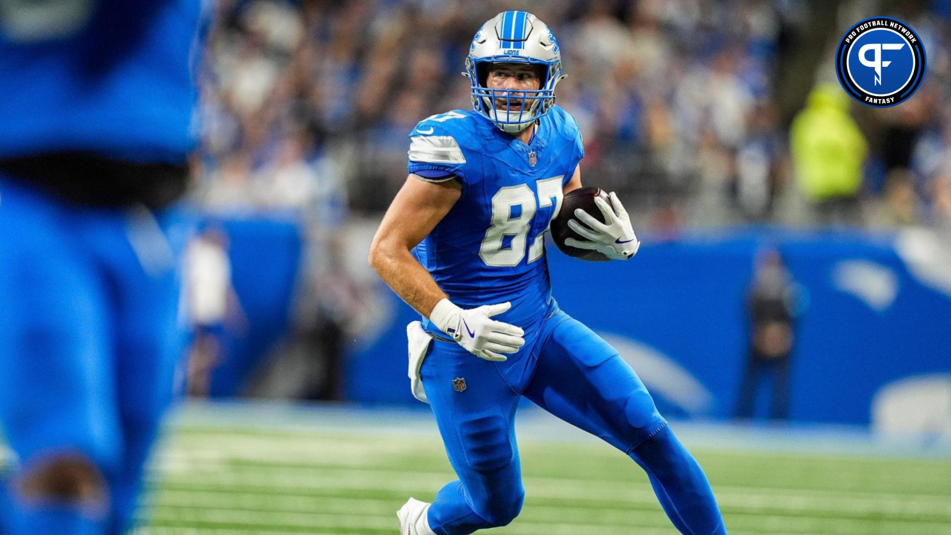 Detroit Lions tight end Sam LaPorta (87) runs for a first down against Los Angeles Rams during the first half at Ford Field in Detroit on Sunday, September 8, 2024.