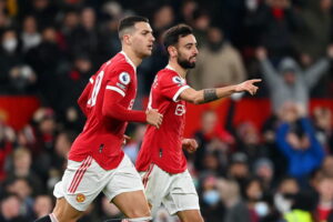 Man United duo Bruno Fernandes and Diogo Dalot combine to help Portugal to 2-1 win over Croatia - Man United News And Transfer News