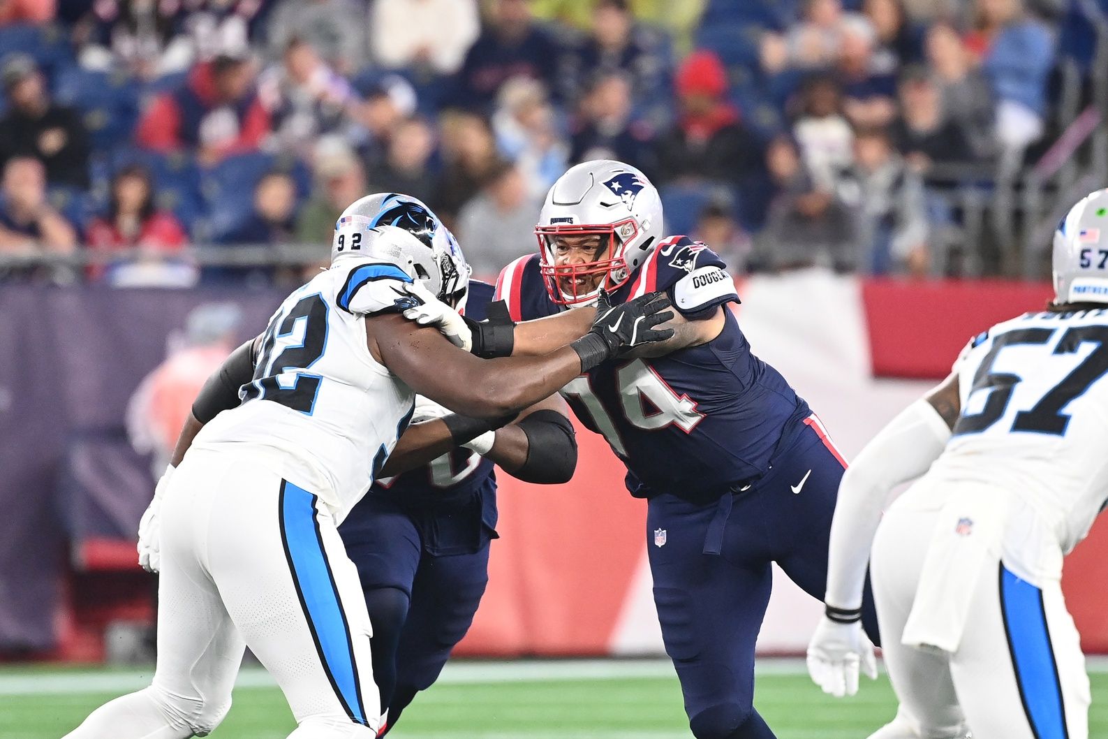Patriots Sign Michael Jordan To Replace Chukwuma Okorafor’s Spot on 53-Man Roster