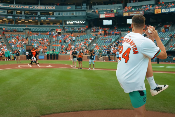 Soccer Luminaries Encounter Curious American Ball Sport