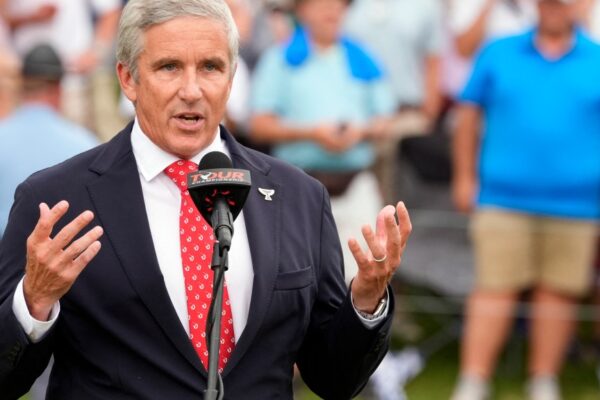 PGA Tour officials meeting with PIF in NY