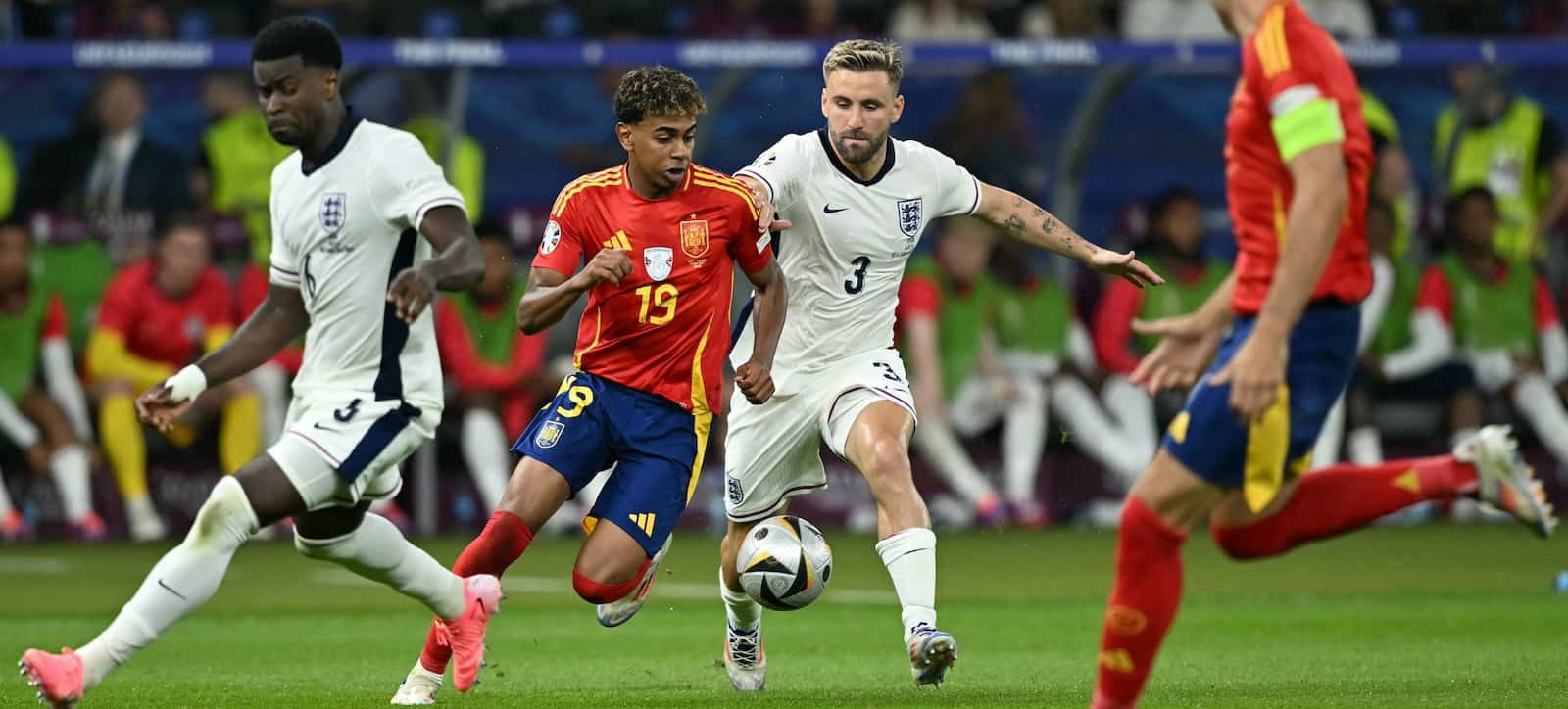 Rasmus Hojlund and Luke Shaw could both make returns from injury against Southampton this weekend - Man United News And Transfer News