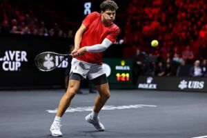 Shelton is Going to Be a Super Star