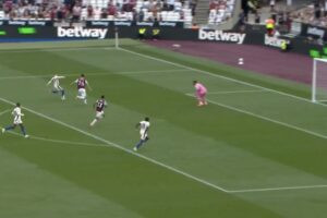 (Video) Cole Palmer latest Chelsea player to get among goals against abysmal West Ham