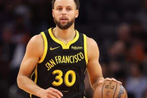 Steph Curry Needs 253 career 3-Pointers to Become First NBA Player to Reach 4K Mark