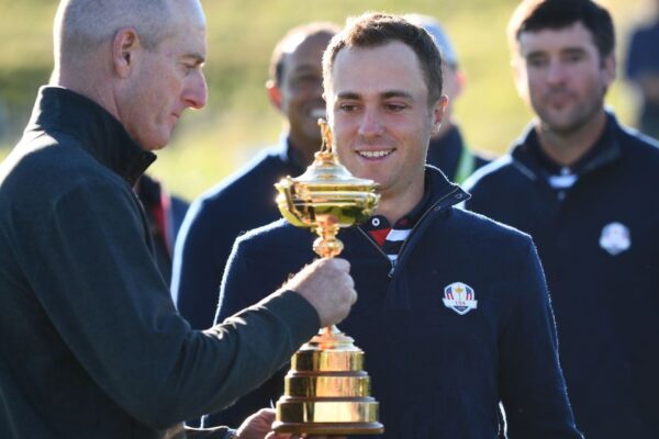 How did Jim Furyk leave Justin Thomas off Presidents Cup team?