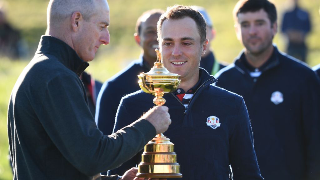 How did Jim Furyk leave Justin Thomas off Presidents Cup team?