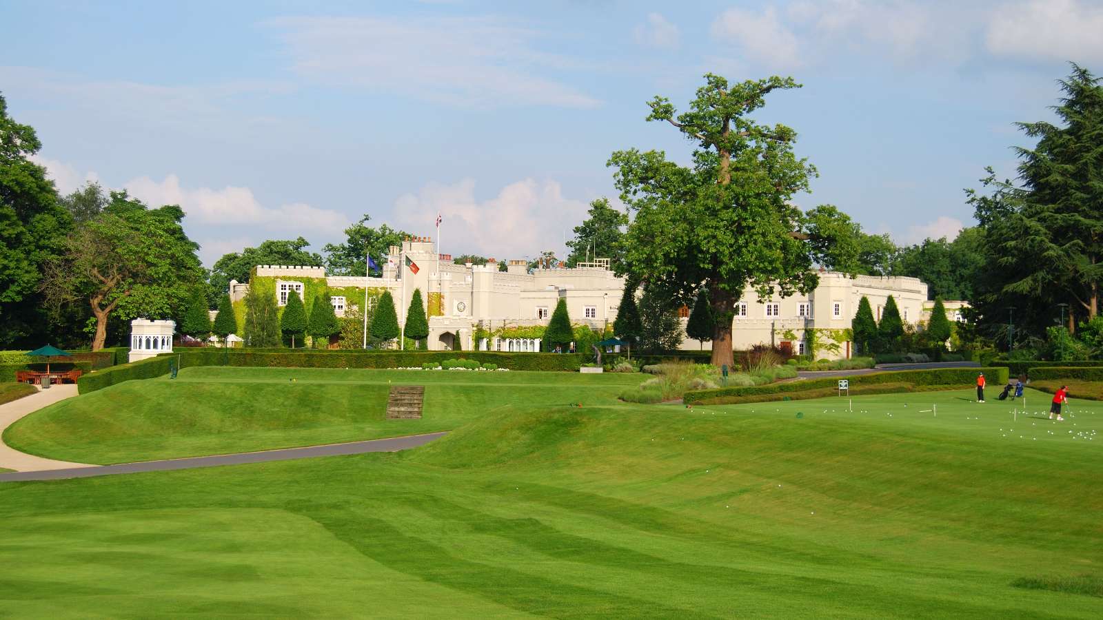 Wentworth: what would an 'average' golfer score at the home of the BMW PGA Championship