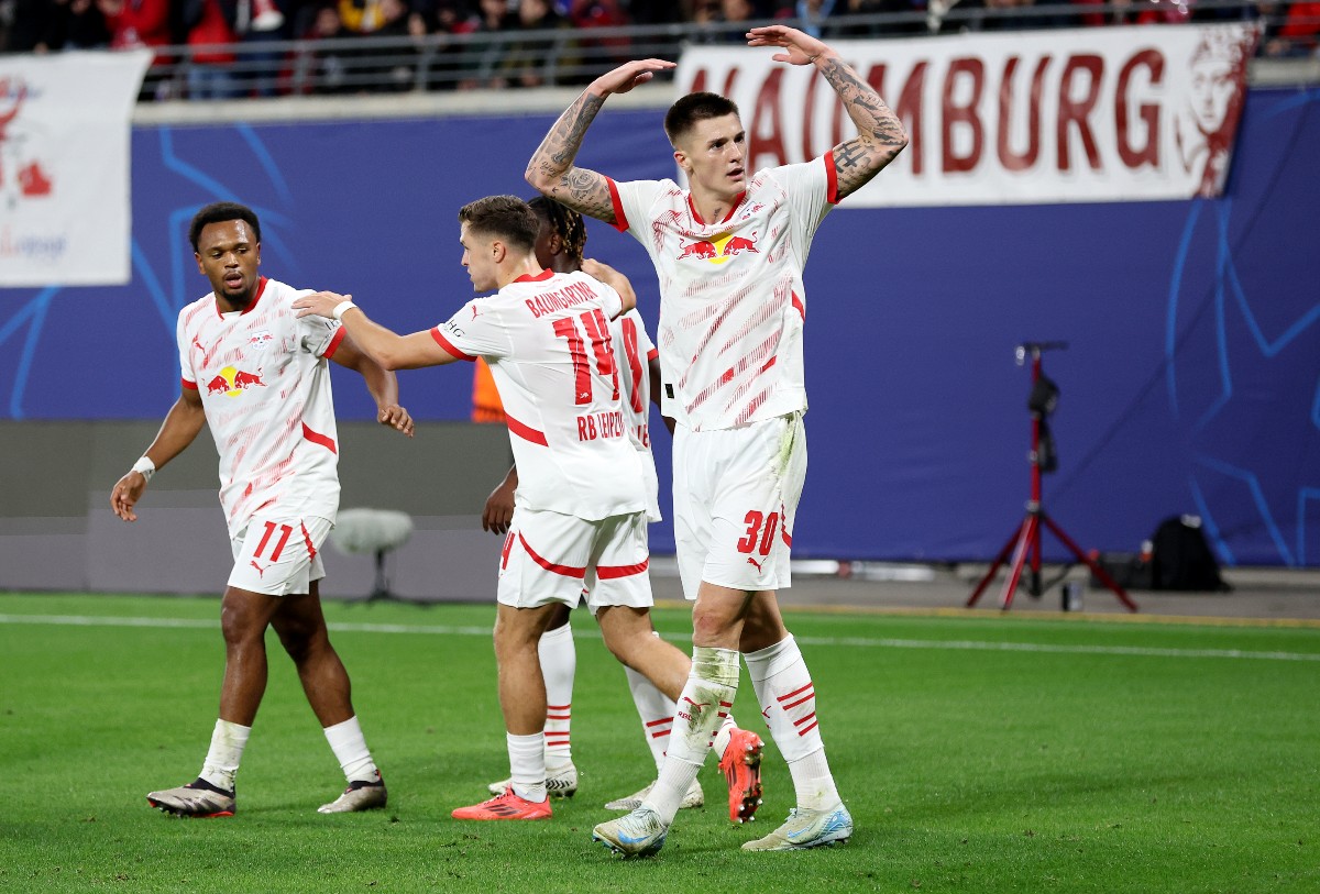 Two recent Man United signings already under threat as Red Devils join race for Arsenal target