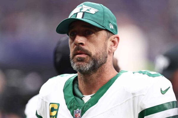 Analyst Criticizes Aaron Rodgers Following Jets’ Dismissal of Robert Saleh Analyst Rips Aaron Rodgers After Jets Fire Robert Saleh