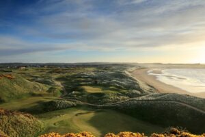 Donald Trump golf course in Scotland loses money again