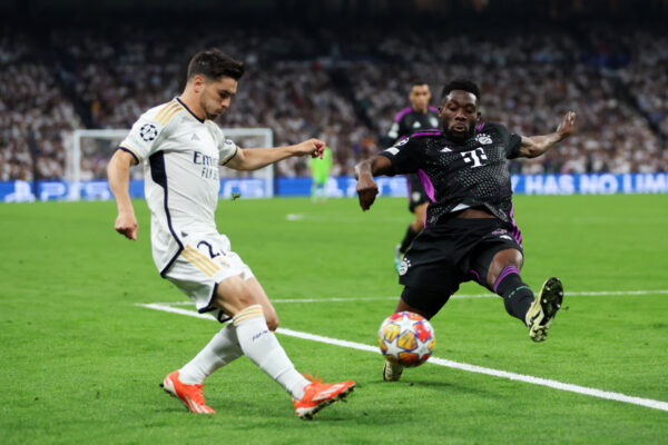 Man United Express Interest in Signing Alphonso Davies with Official Contact Made Alphonso Davies Man United