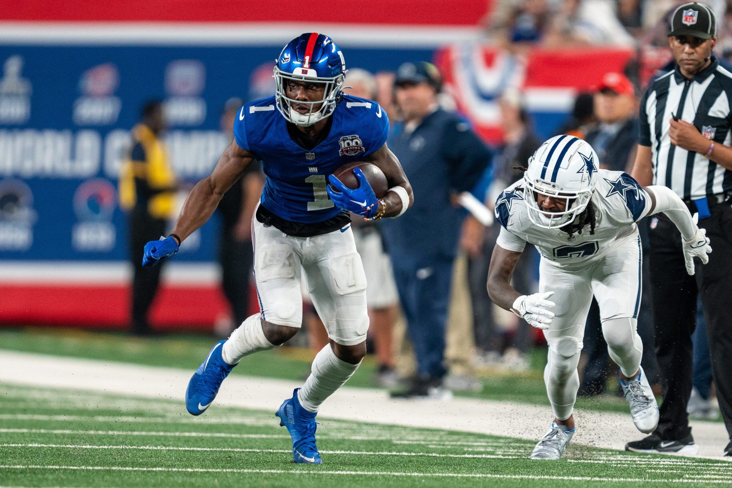 Sep 26, 2024; East Rutherford, NJ, US; New York Giants wide receiver Malik Nabers (1) looks to run upfield after catching a pass at MetLife Stadium. Mandatory Credit: Julian Guadalupe-NorthJersey.com