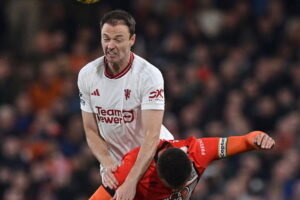 Graham Potter praises Manchester United defender Jonny Evans - Man United News And Transfer News