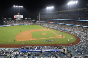 Does Home Field Advantage Really Evaporate in October?