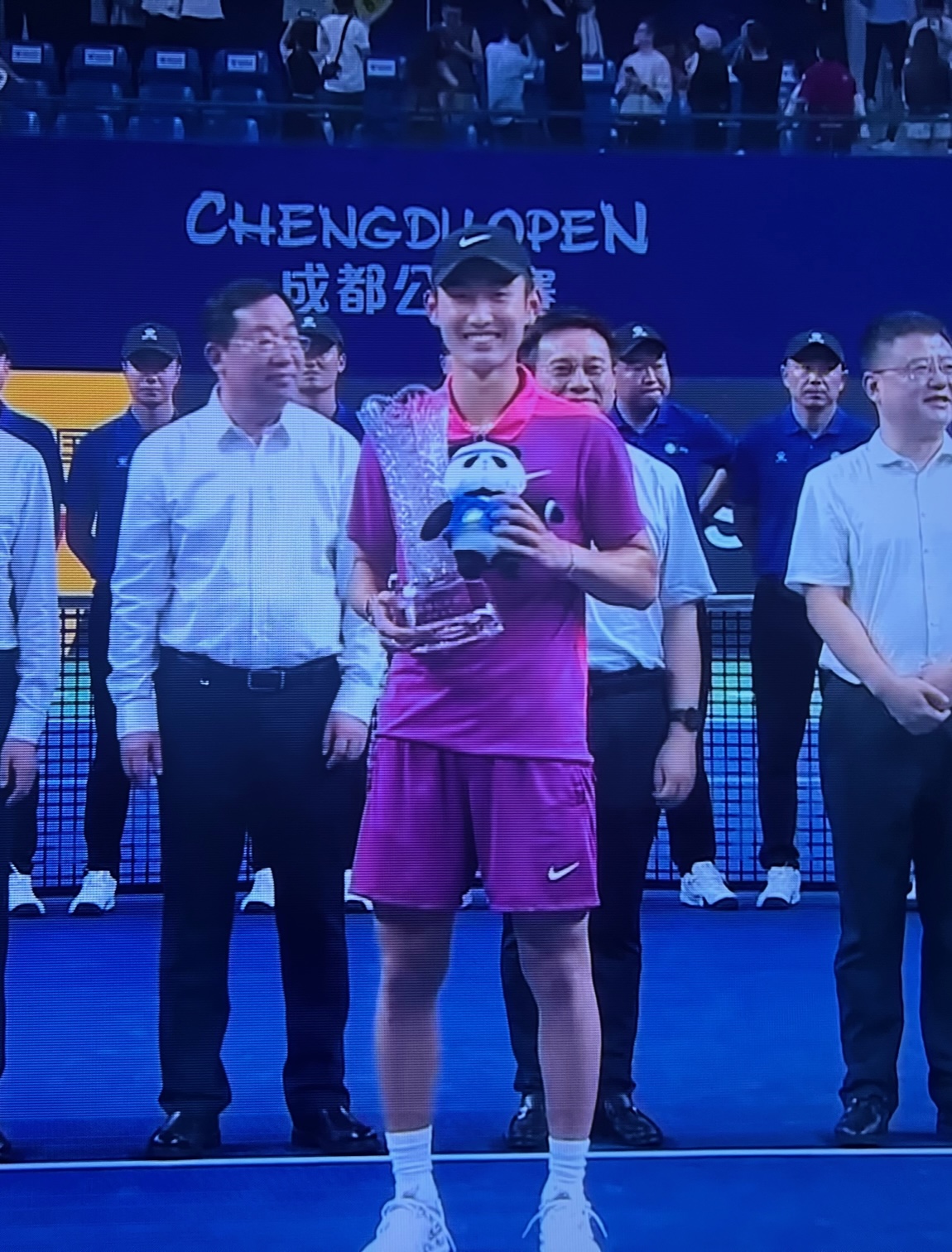Chinese Teenager Jerry Shang Wins First ATP Title In Chengdu