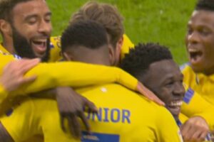 Jon Newsome has someone else to blame for Leeds draw vs. Sunderland