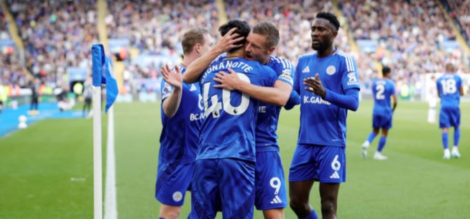 Leicester City warned they will struggle to sell striker despite fine form