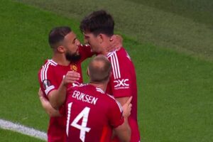 Video: Harry Maguire to Erik ten Hag's rescue as he scores a stoppage time header to make it 3-3