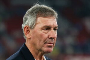 Manchester United legend Bryan Robson believes Erik ten Hag would benefit from picking a more settled side - Man United News And Transfer News