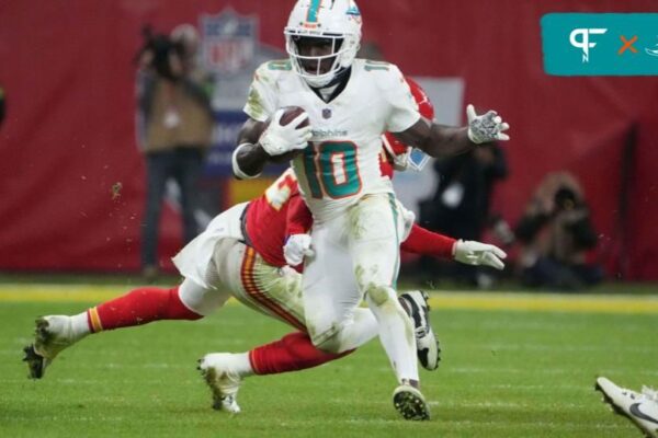 What a Tyreek Hill Trade From Miami Dolphins to Kansas City Chiefs Would Look Like