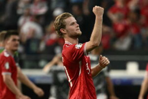 Manchester United named as possible destination for Denmark midfielder Morten Hjulmand - Man United News And Transfer News