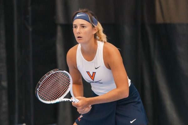 Mélodie Collard prepares to return a serve. Shad a strong first month in doubles in the NCAA.