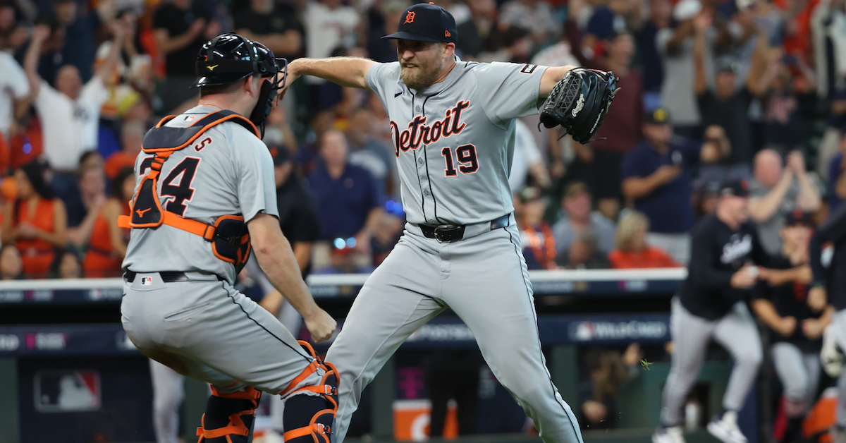 A.J. Hinch Successfully Plays Bullpen Minesweeper, Tigers Advance to ALDS