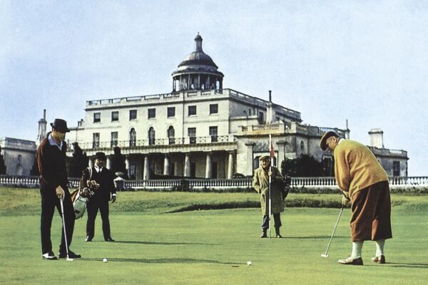 THE STORY BEHIND THE PIC: STOKE PARK 1964 - Golf News