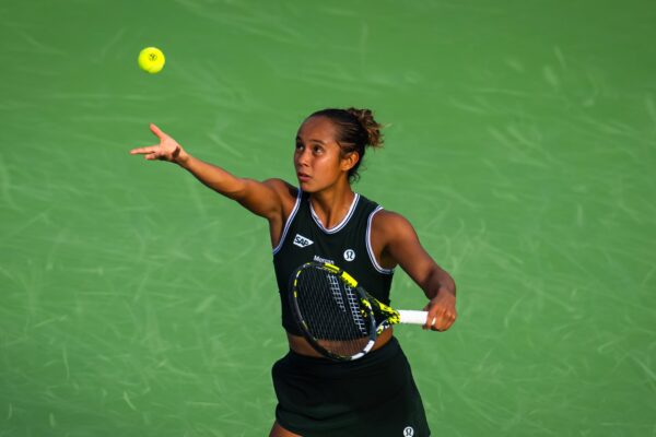 Fernandez Succumbs to Zheng Comeback in Wuhan