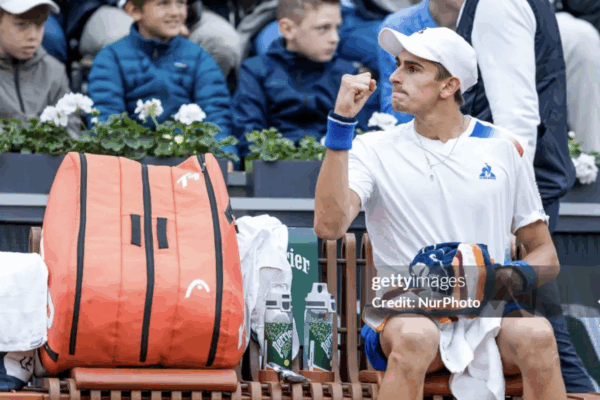 Arnaldi Shocks Madrid: Djokovic Struggles with Third Consecutive Loss Arnaldi Shocks Madrid: Djokovic Struggles with Third Consecutive Loss
