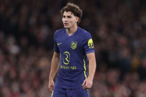 Barcelona Eyes Striker Álvarez: Latest Transfer Rumors and Newsn