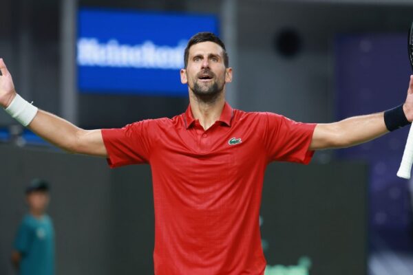 Djokovic Advances to Shanghai Semifinals to Face Vacherot