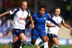 Five Key Takeaways from the WSL: Arsenal's Challenges and Spurs' Defensive Resilience Shine Throughn