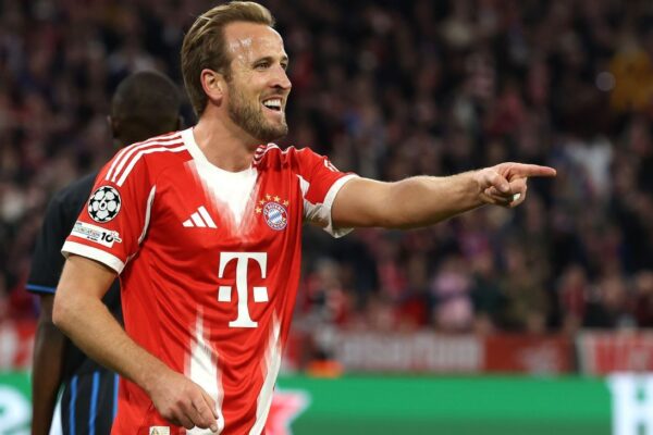 Kane Surpasses Messi and Ronaldo in Thrilling Goal Milestone!n