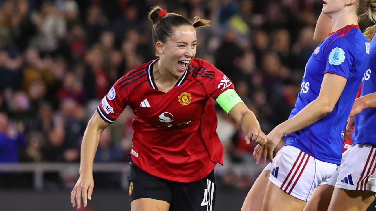 Le Tissier Shines Bright in Dream Champions League Debut with Manchester Unitedn