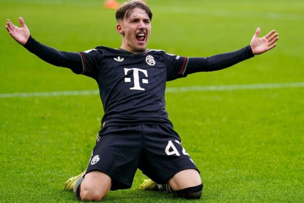 Meet Bayern's Rising Star: 17-Year-Old Sensation Lennart Karl Takes the Spotlight!n