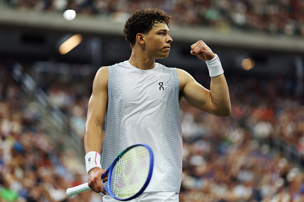 Vienna: Shelton Bounces Back with Victory