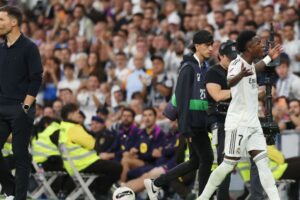 Xabi Addresses Vini's Frustrated Reaction to Substitution: 'We'll Discuss It' n