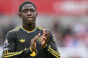 Amorim Confirms United's Intent to Retain Mainoo and Zirkzee If Necessaryn