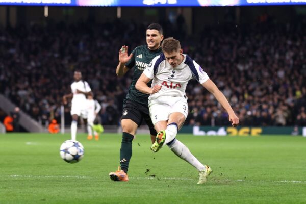 Channeling Messi: Micky van de Ven's Stunning Goal Sparks Life into Tottenham's Seasonn