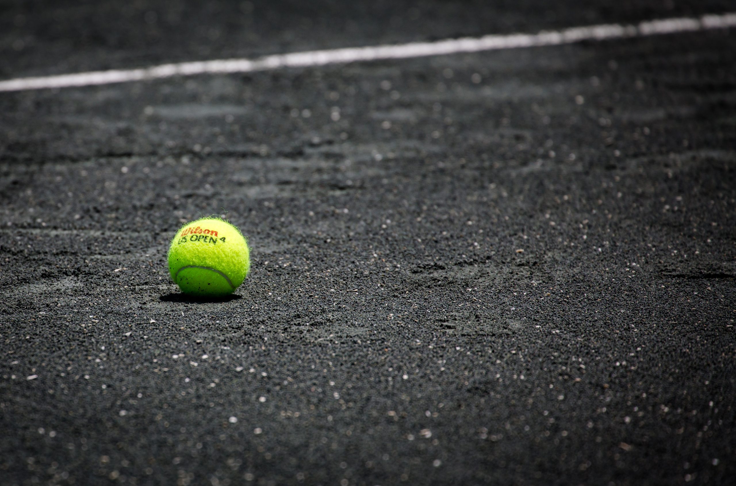 Discover the Benefits of Purchasing Kratom Gummies Wholesale While Traveling - World Tennis Magazine